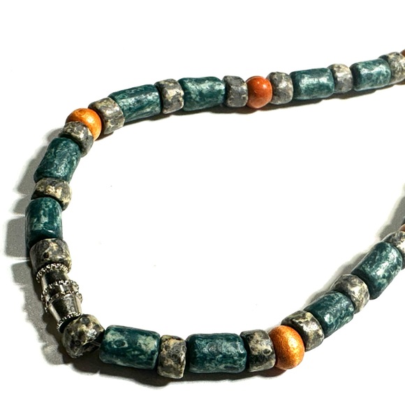 Wooden Multi Color Small Bead Necklace Boho Hippie Unisex Barrel Close - Picture 6 of 6